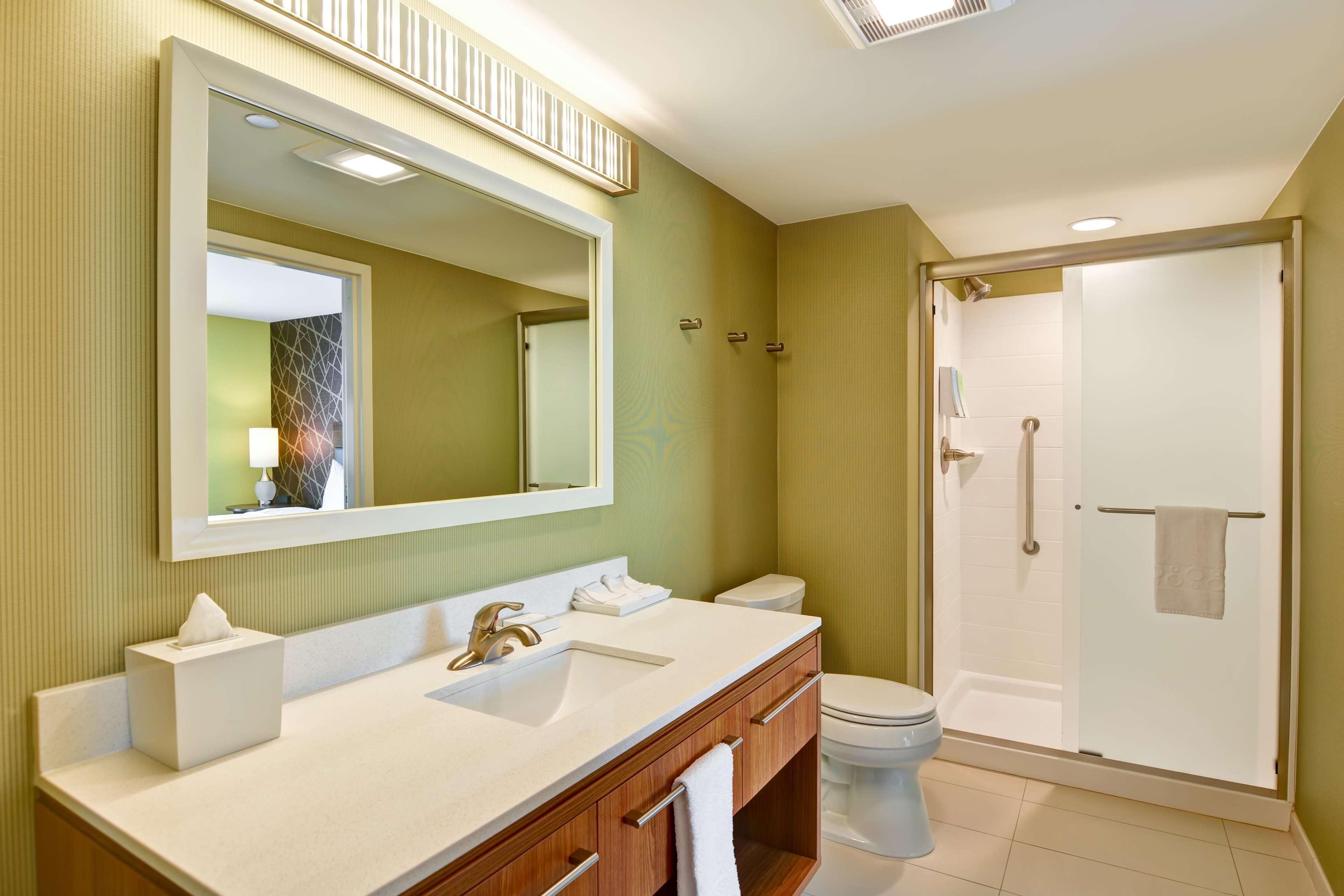 Home2 Suites By Hilton Грийн Бей Екстериор снимка