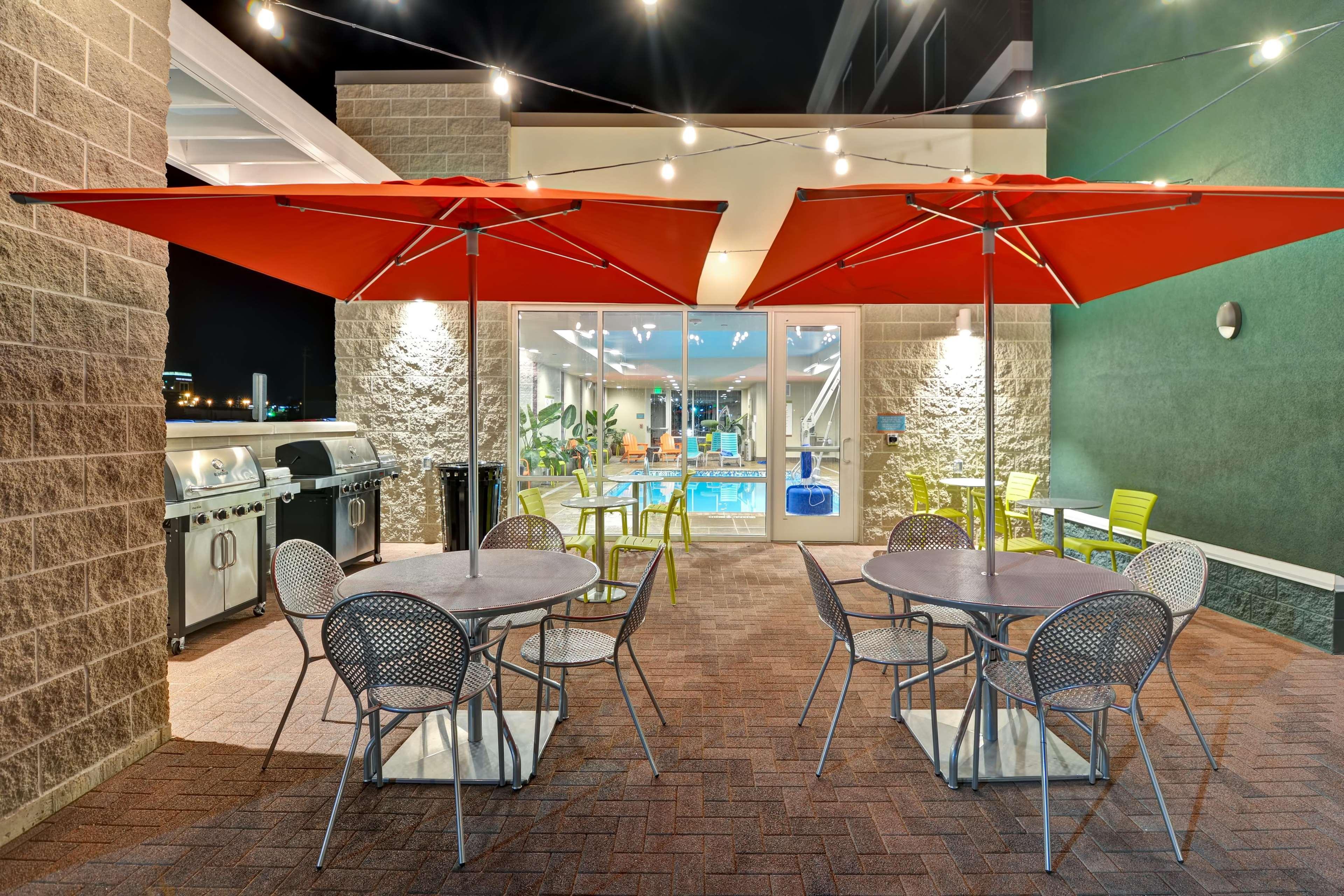 Home2 Suites By Hilton Грийн Бей Екстериор снимка